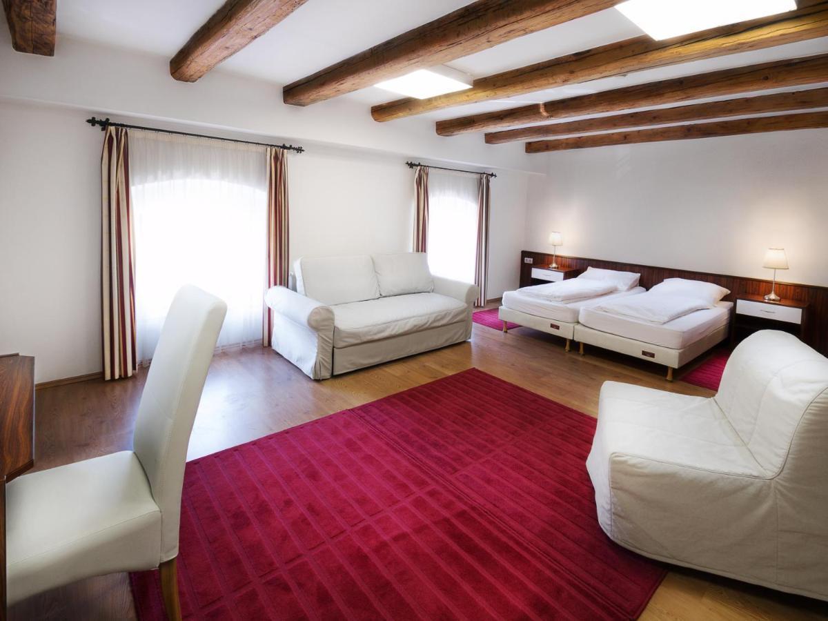 Bed and Breakfast Rubra Panzio Vác Exteriér fotografie